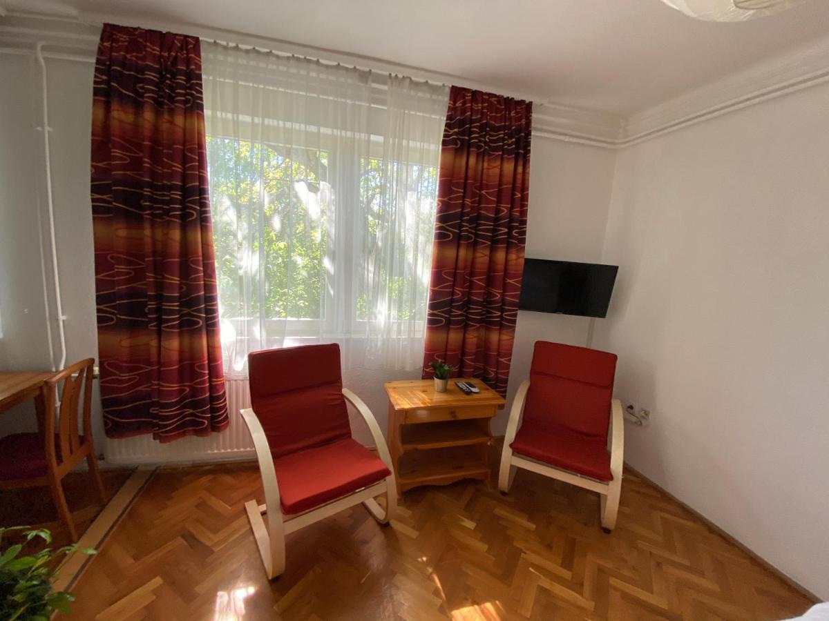 Anonymus Vendeghaz Apartment Siofok Bagian luar foto