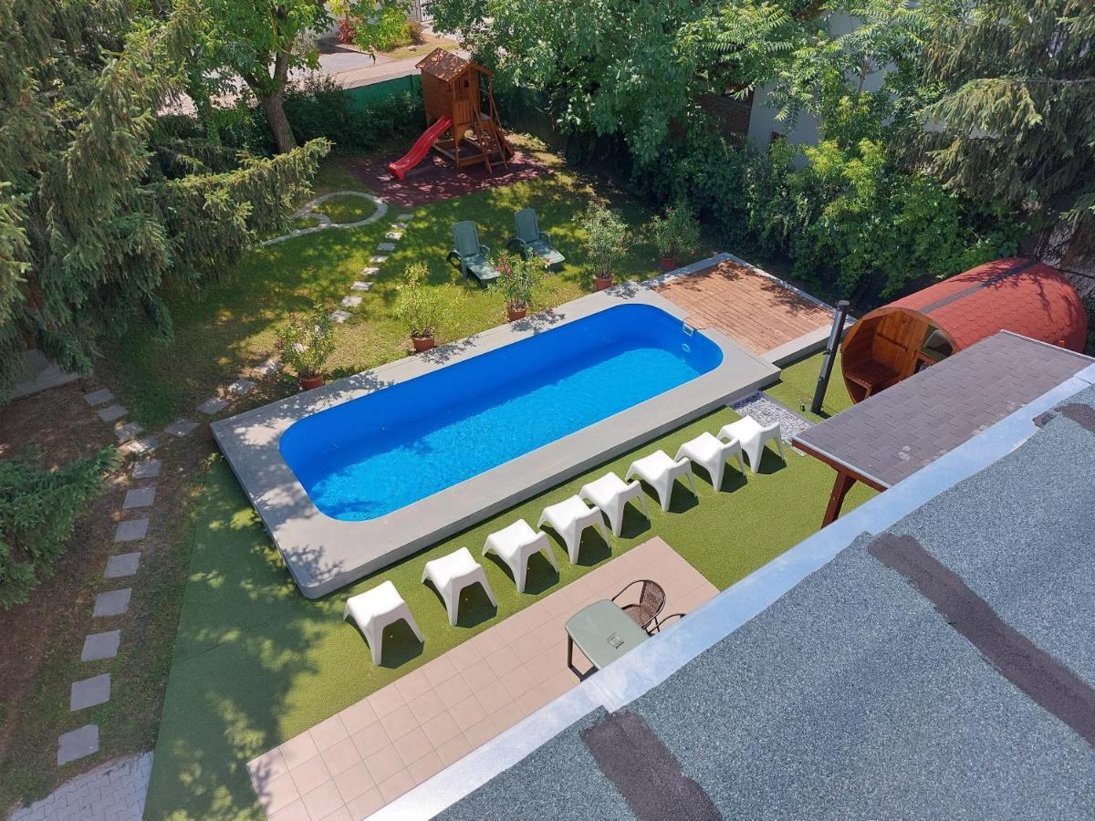 Anonymus Vendeghaz Apartment Siofok Bagian luar foto